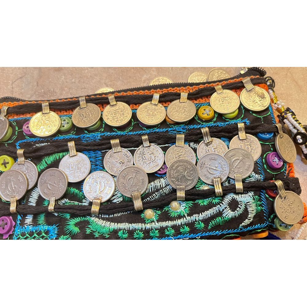 Pakistan 48 Paisa Coin Decorated Purse With Beads Embroidery 1969-1981 Dated - Picture 3 of 16
